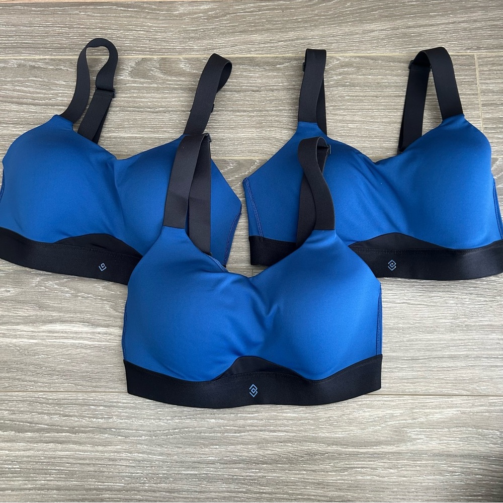 Third Love Kinetic Adjustable Sports Bra Size 32D Set of Three